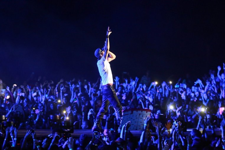 Enrique Iglesias at Ehdeniyat